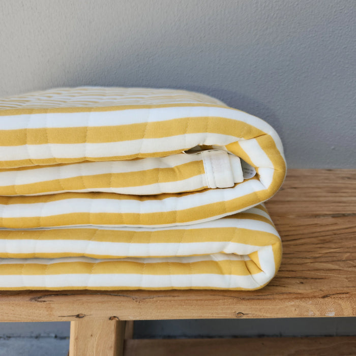 Cotton Quilted Bed Cover Massive Blanket 230x200cm - Yellow Striped