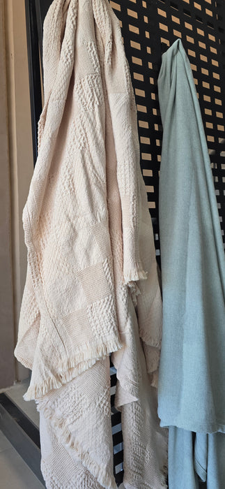 Aurora Waffle Cotton Fringe Throw 140x200cm - Vanilla